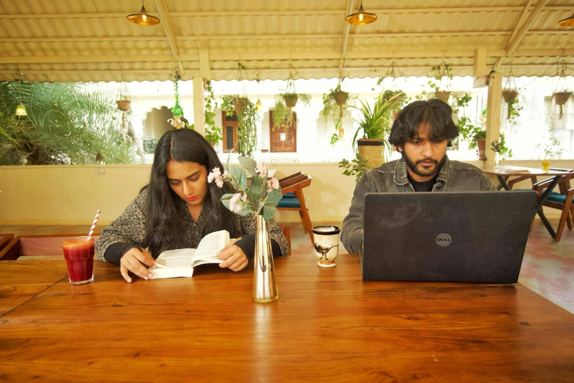 Hotel Pushkar Mountain Bagian luar foto